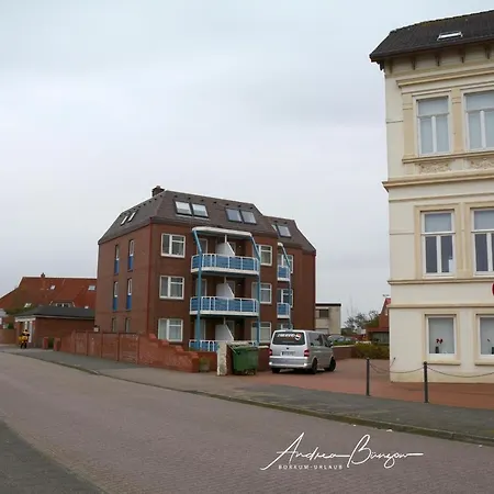 Strandhus-4 * Borkum